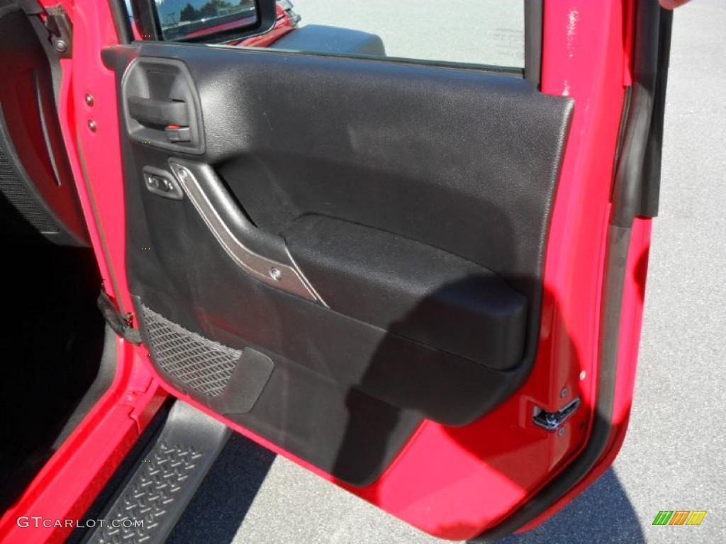 2011 Wrangler Unlimited Sport 4x4 - Flame Red / Black photo #21