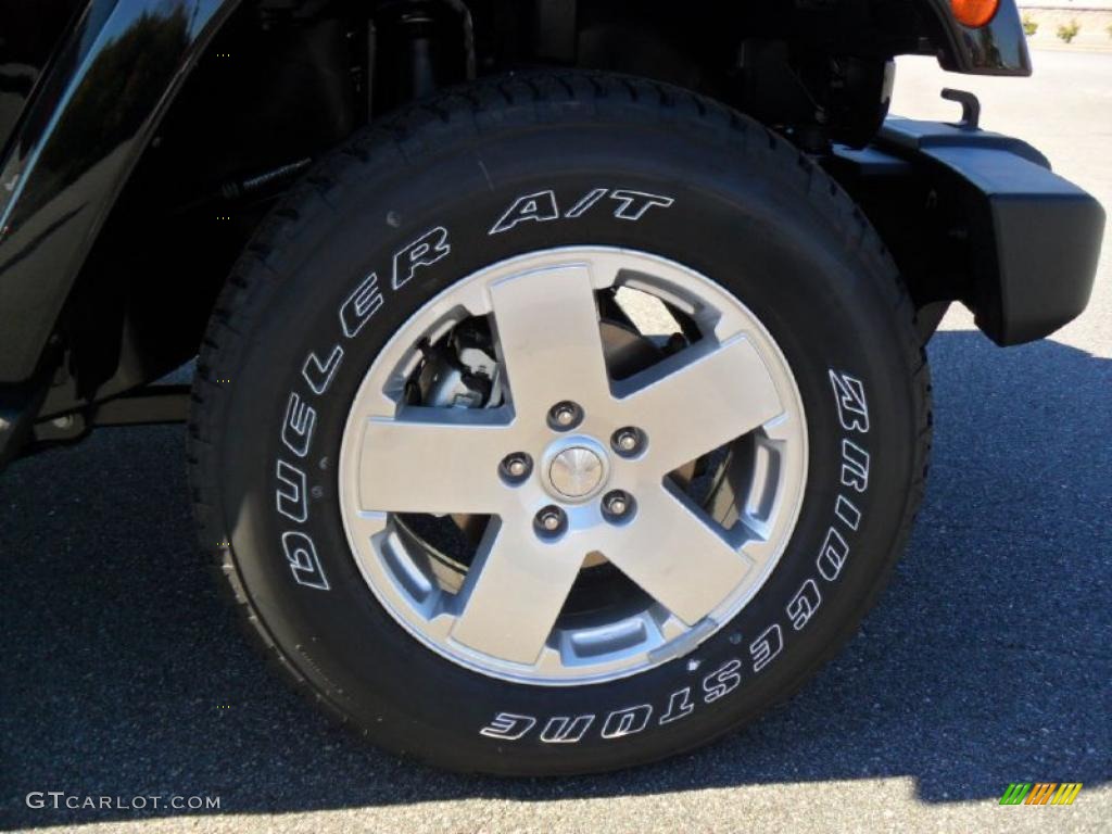 2011 Jeep Wrangler Unlimited Sahara 4x4 Wheel Photo #38587777