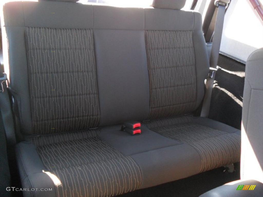 2011 Wrangler Rubicon 4x4 - Black / Black photo #16