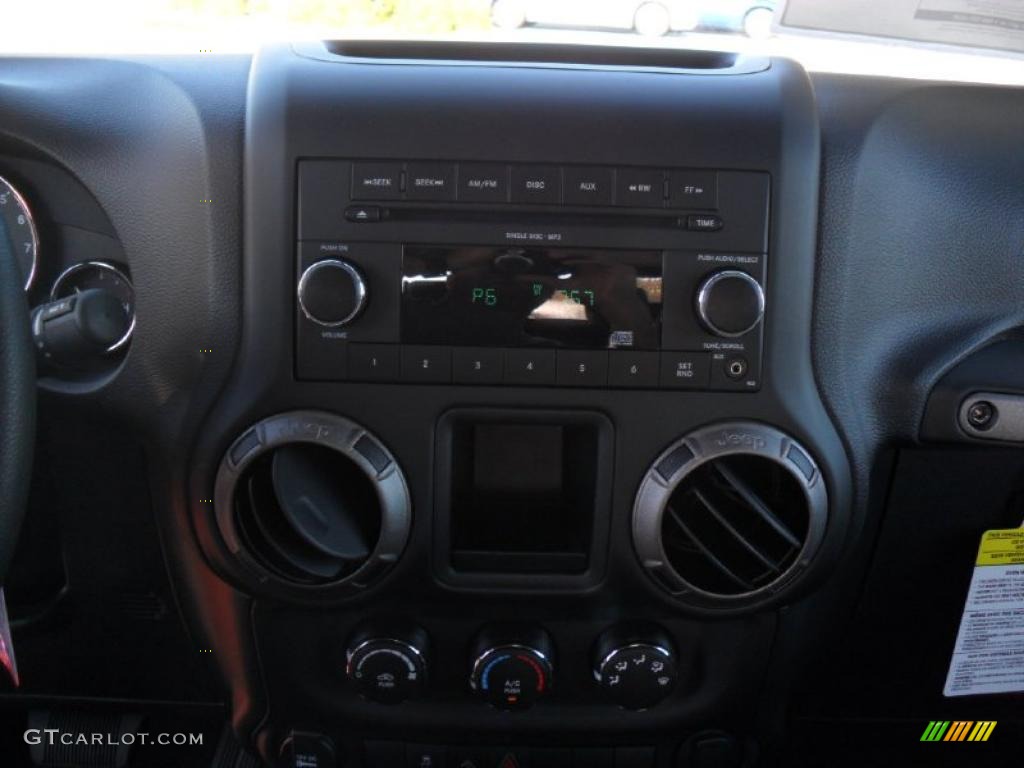 2011 Wrangler Sport 4x4 - Flame Red / Black photo #13