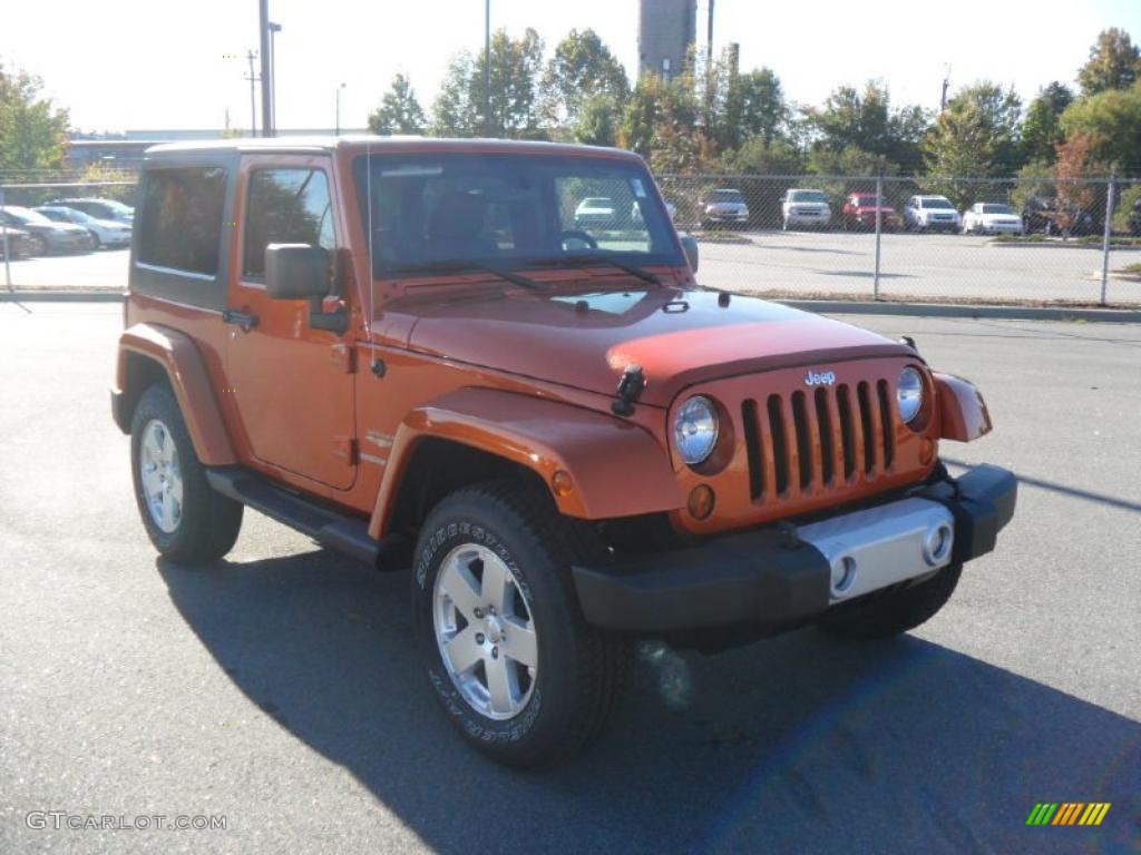 2011 Wrangler Sahara 4x4 - Mango Tango Pearl / Black/Dark Saddle photo #5