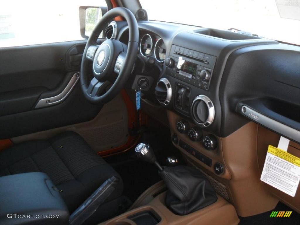 Black/Dark Saddle Interior 2011 Jeep Wrangler Unlimited Rubicon 4x4 Photo #38589509