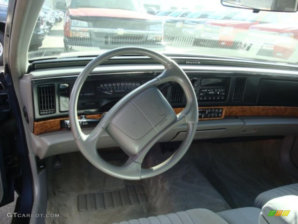 1995 Buick LeSabre Custom Gray Dashboard Photo #38595165