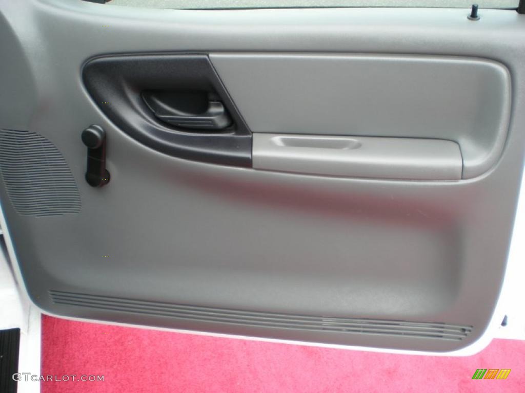2006 Ford Ranger XL Regular Cab Medium Dark Flint Door Panel Photo #38597369