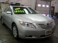 Titanium Metallic - Camry XLE Photo No. 17