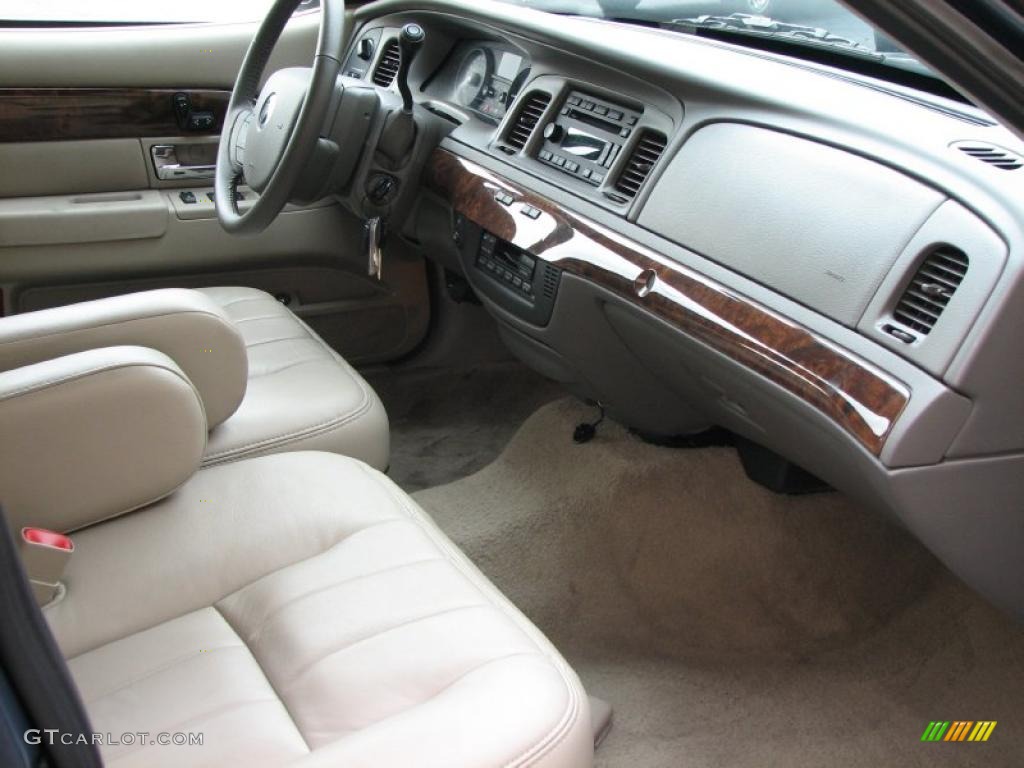 Medium Light Stone Interior 2010 Mercury Grand Marquis LS Ultimate Edition Photo #38599965