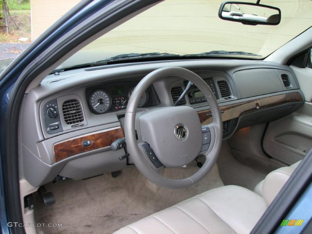 Medium Light Stone Interior 2010 Mercury Grand Marquis LS Ultimate Edition Photo #38600033