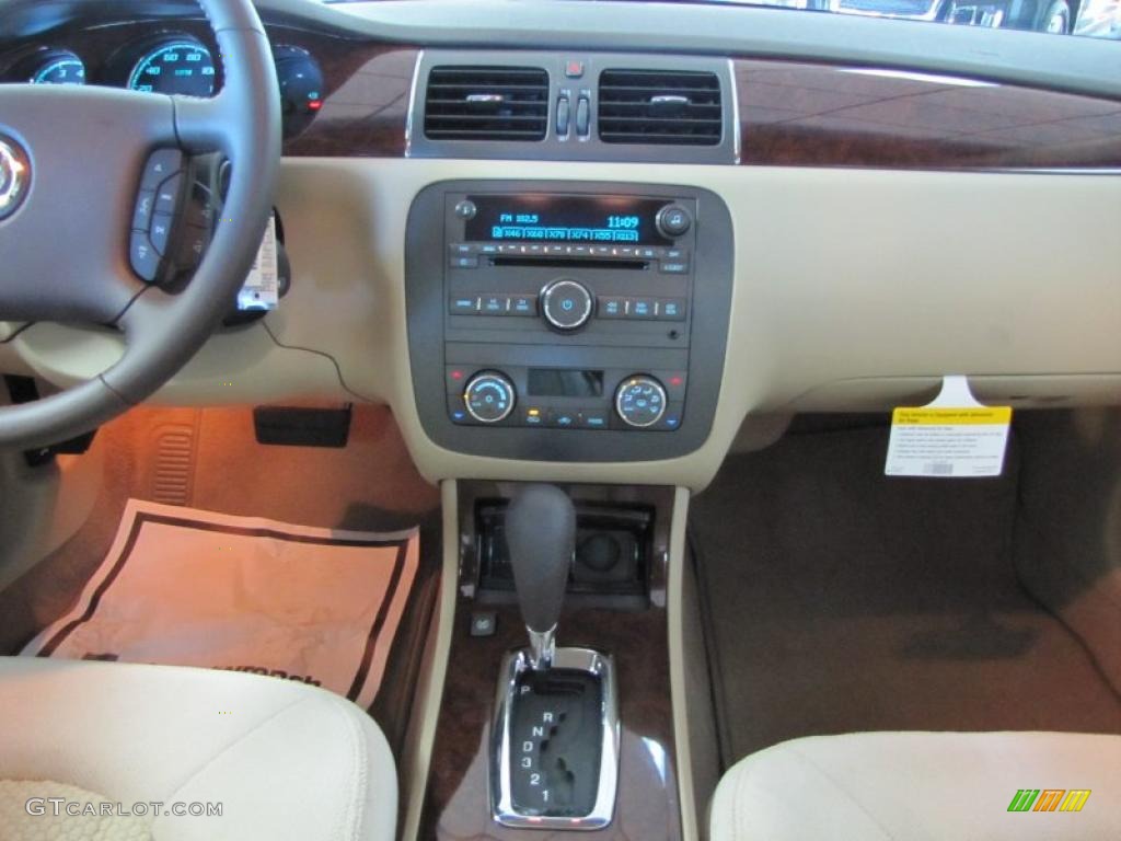 2011 Buick Lucerne CX Cocoa/Cashmere Dashboard Photo #38600301
