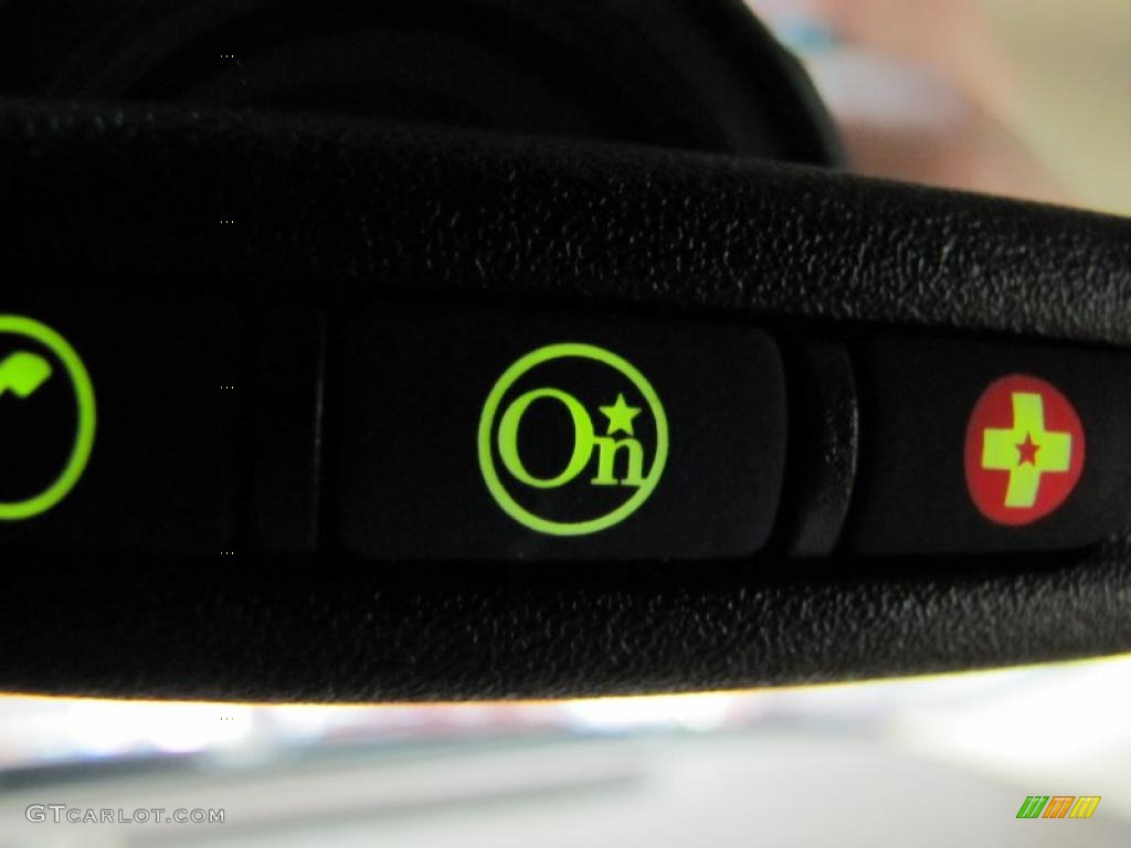 2011 Buick Lucerne CX Controls Photo #38600373