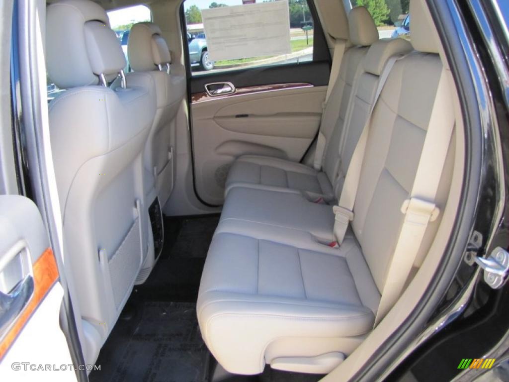 Black/Light Frost Beige Interior 2011 Jeep Grand Cherokee Limited Photo #38601493