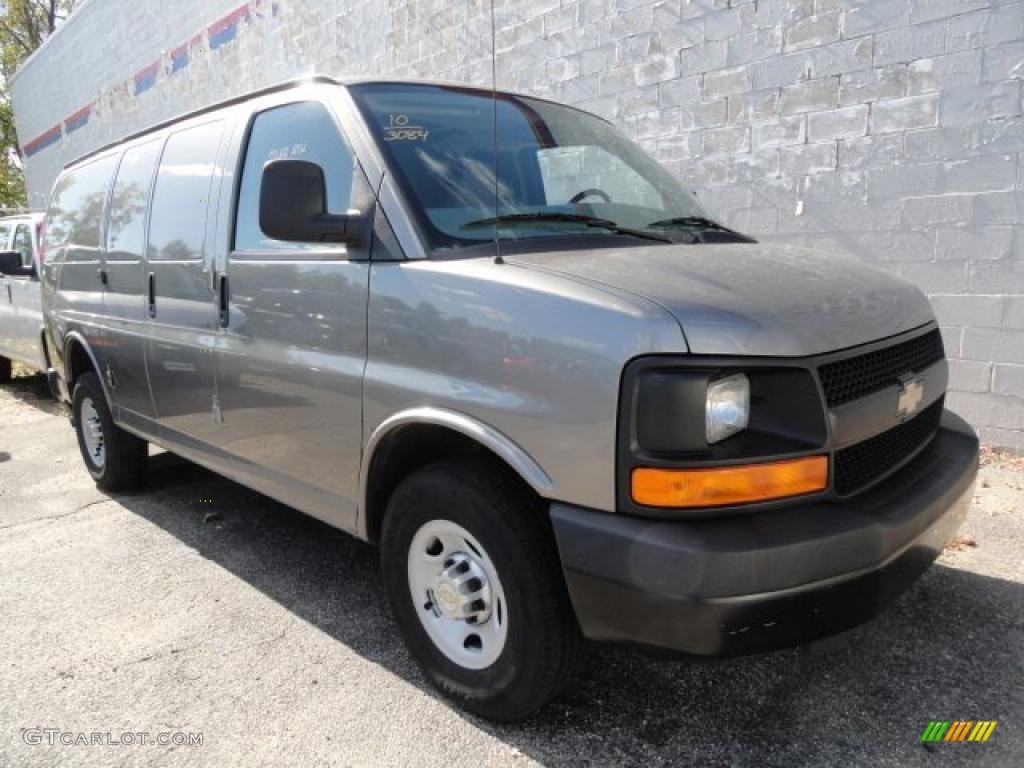 Graystone Metallic 2010 Chevrolet Express 2500 Work Van Exterior Photo #38602493