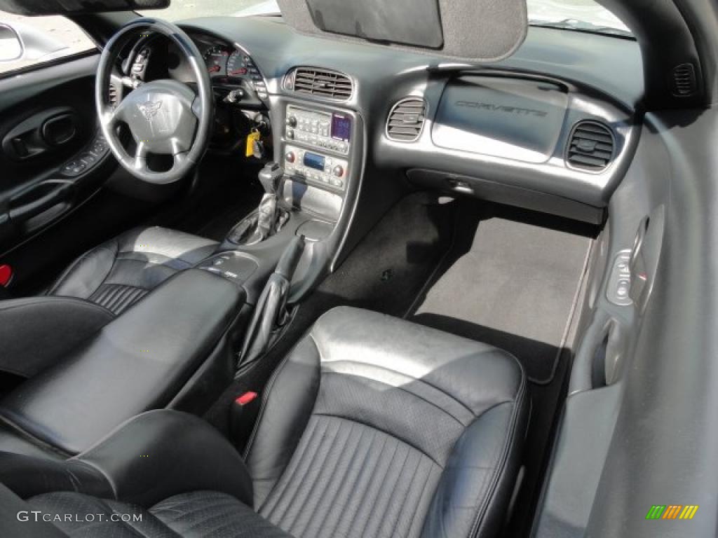 2002 Chevrolet Corvette Convertible Black Dashboard Photo #38603457