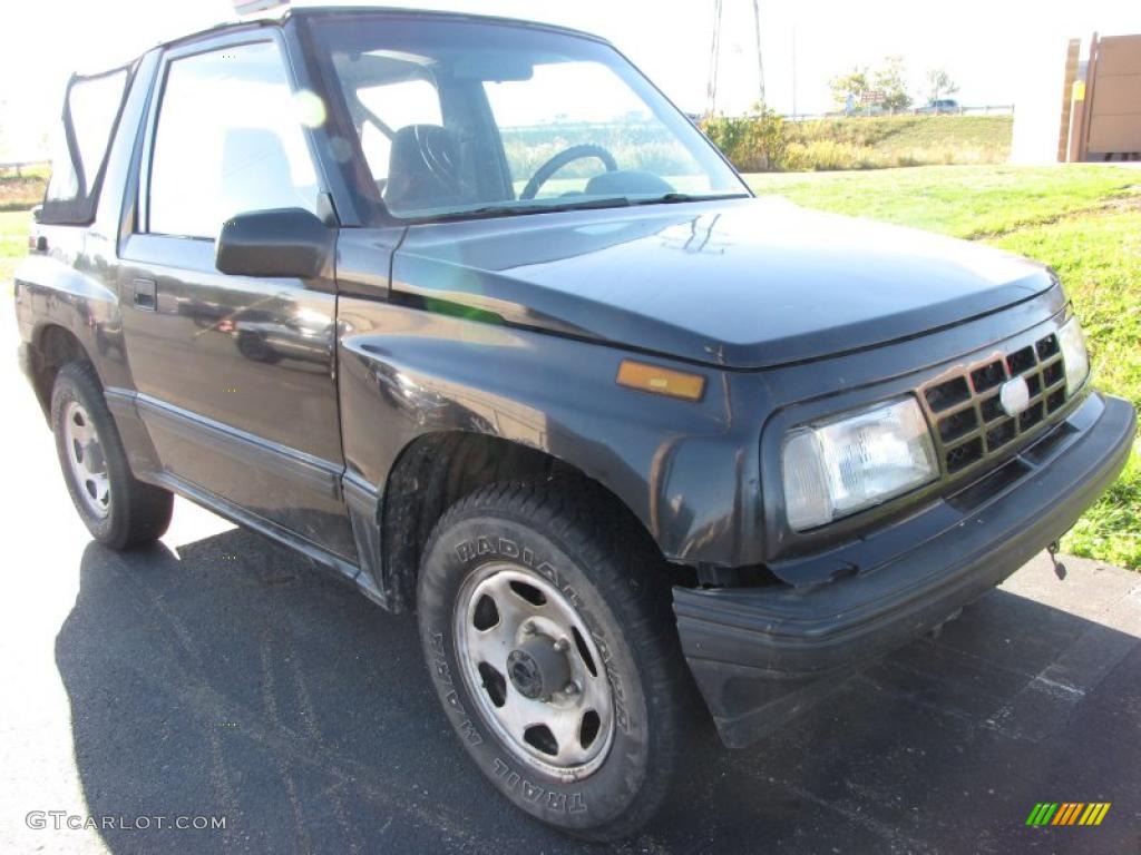 Black Metallic Geo Tracker