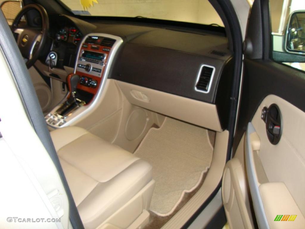 Light Cashmere Interior 2009 Chevrolet Equinox LT Photo #38606853