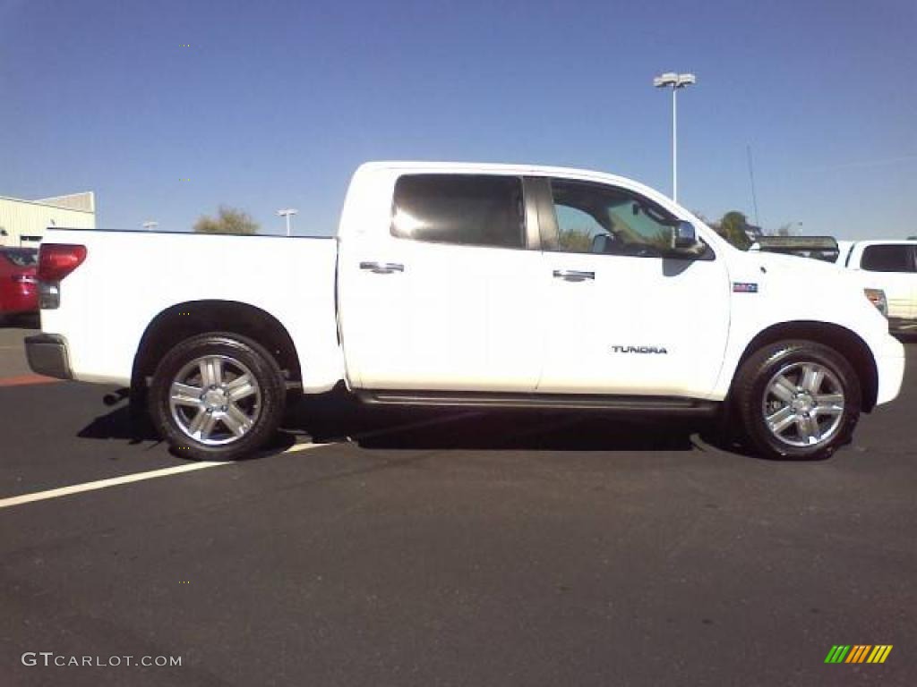 2007 Tundra Limited CrewMax 4x4 - Super White / Beige photo #17