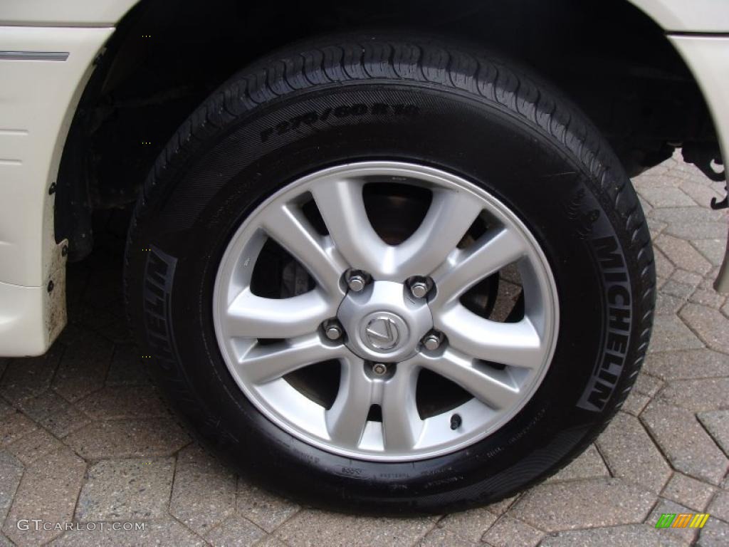 2005 Lexus LX 470 Wheel Photo #38611893