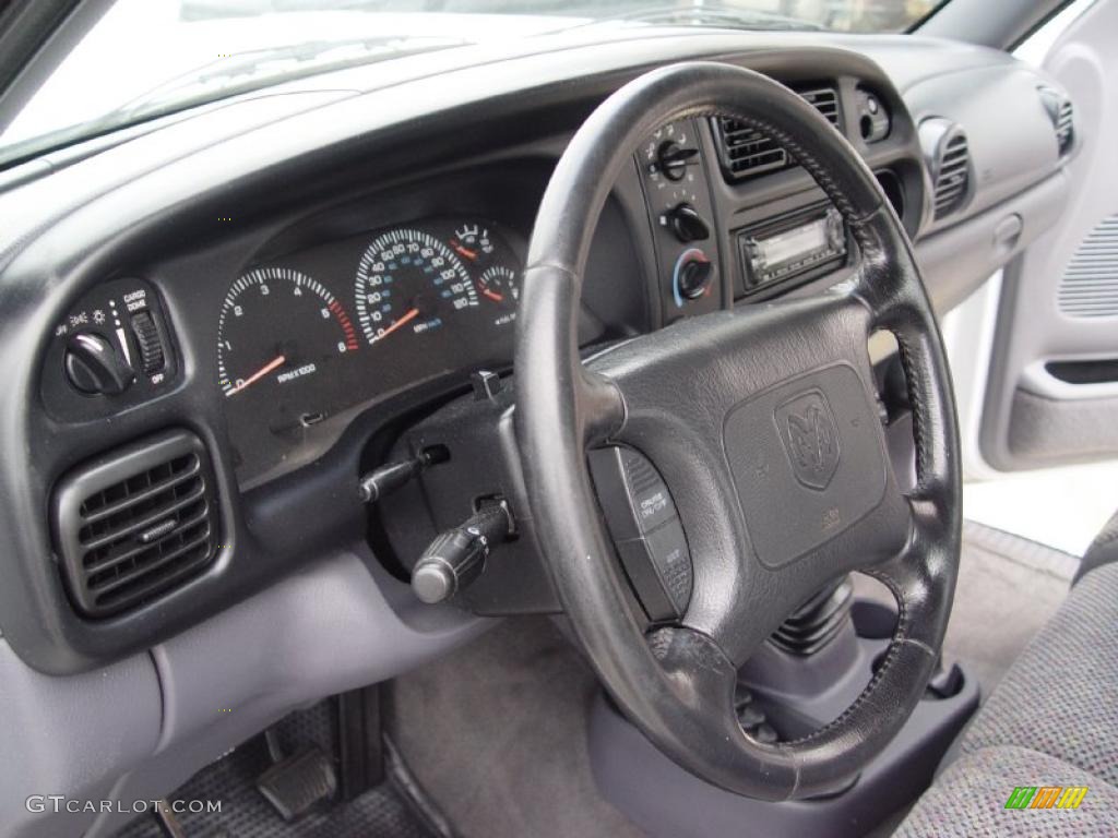 2001 Ram 1500 SLT Club Cab 4x4 - Bright White / Agate photo #8