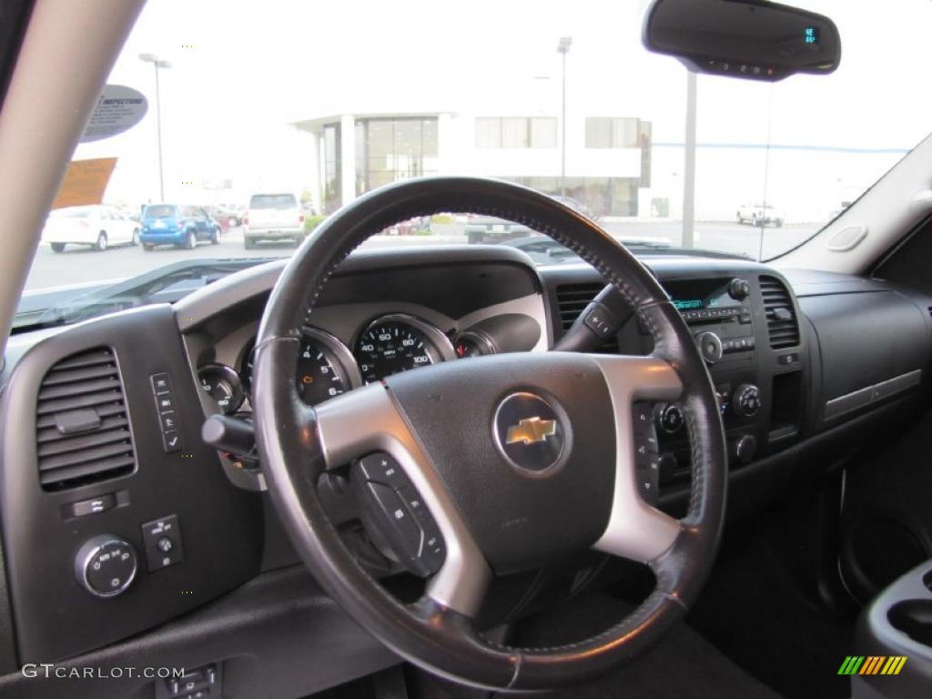 2008 Chevrolet Silverado 2500HD LT Crew Cab 4x4 Ebony Black Steering Wheel Photo #38613994