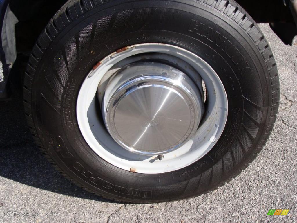 2001 Ford E Series Van E350 Commercial Wheel Photo #38614262