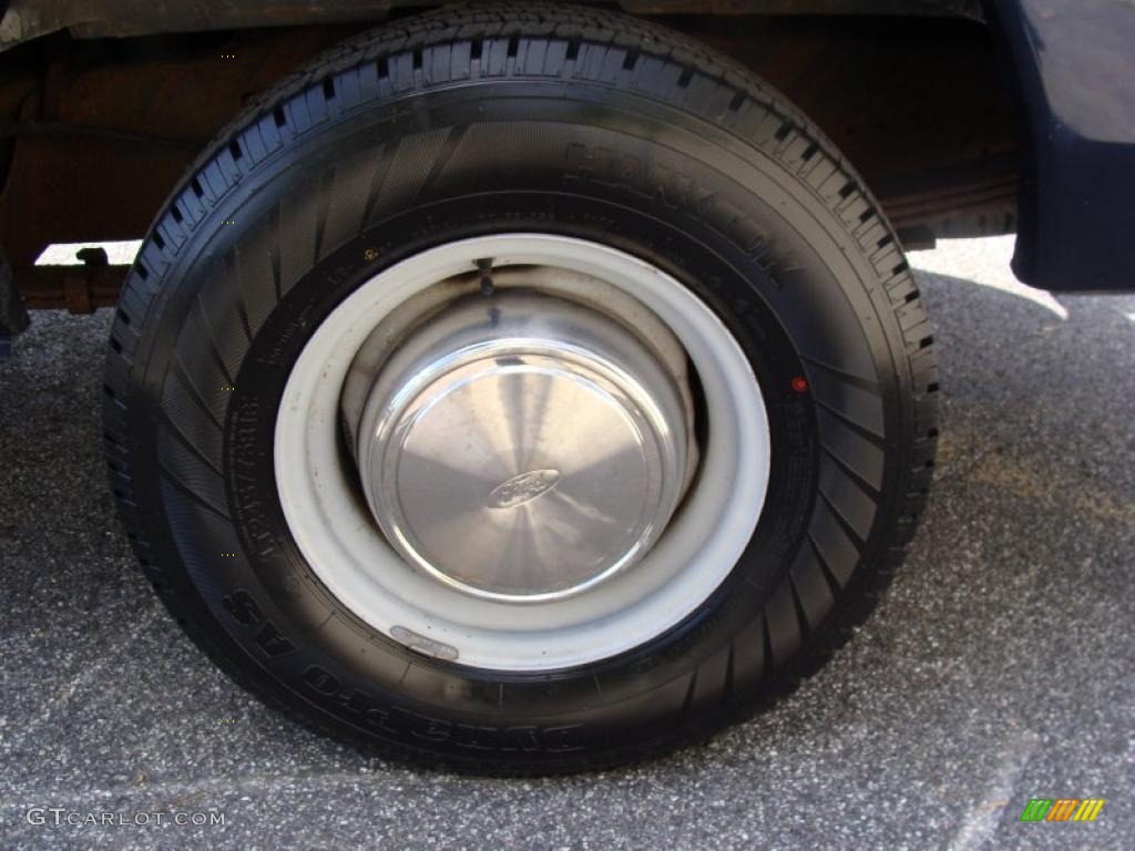 2001 Ford E Series Van E350 Commercial Wheel Photos