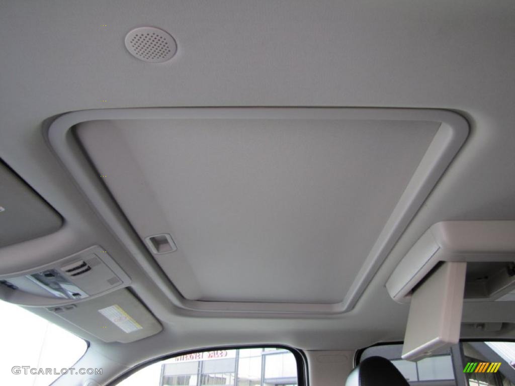 2009 GMC Sierra 3500HD SLT Crew Cab 4x4 Dually Sunroof Photos