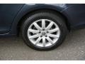 2006 Volkswagen Jetta 2.0T Sedan Wheel and Tire Photo