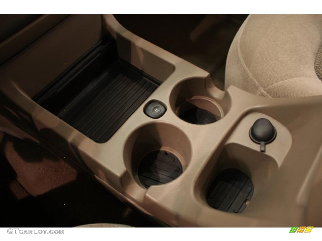 2005 Explorer XLT 4x4 - Redfire Metallic / Medium Parchment photo #15