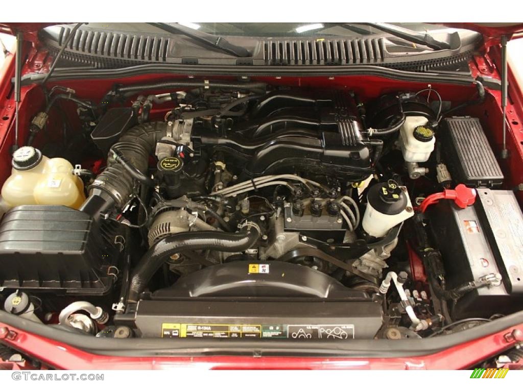 2005 Explorer XLT 4x4 - Redfire Metallic / Medium Parchment photo #22