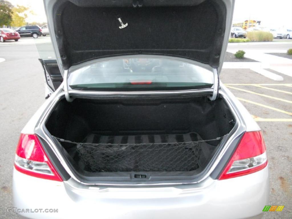 2003 Infiniti M 45 Sport Sedan Trunk Photo #38619886