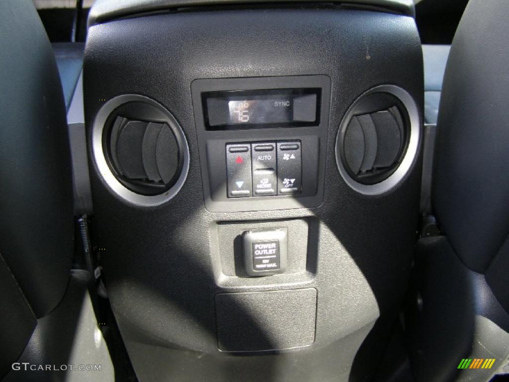 2010 Honda Pilot EX-L 4WD Controls Photo #38621589
