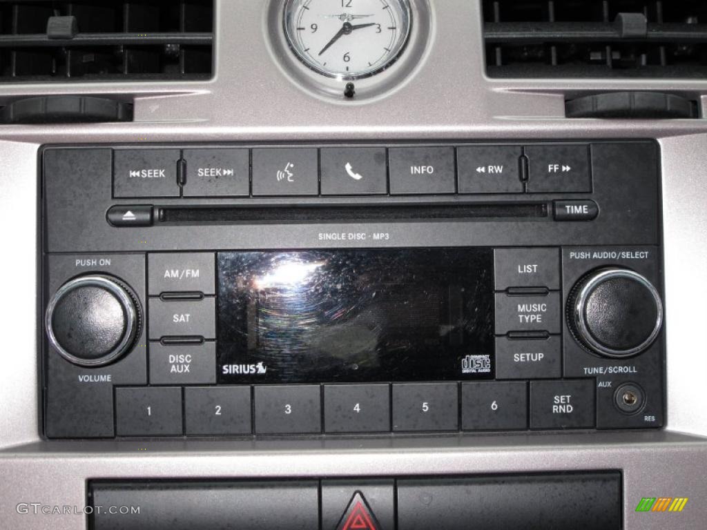 2010 Chrysler Sebring Touring Sedan Controls Photo #38624046