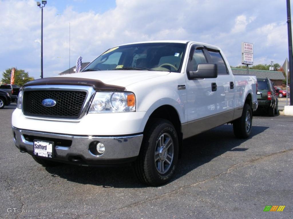 2007 F150 XLT SuperCrew 4x4 - Oxford White / Tan photo #1