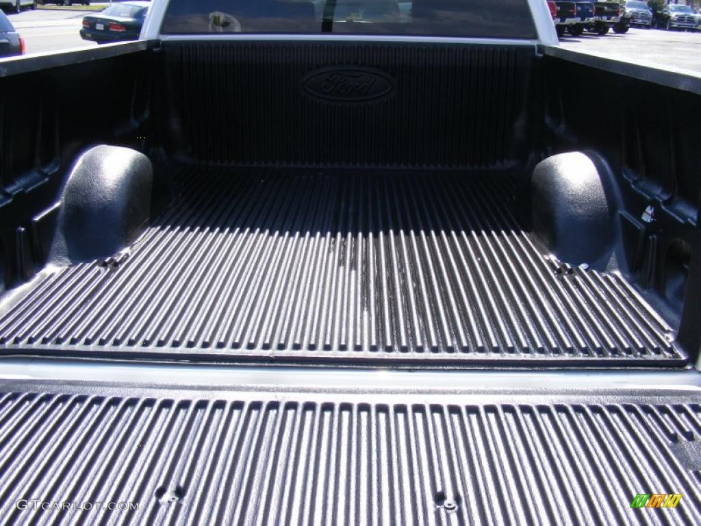 2007 F150 XLT SuperCrew 4x4 - Oxford White / Tan photo #11