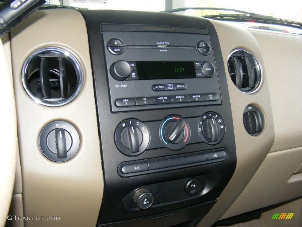 2007 Ford F150 XLT SuperCrew 4x4 Controls Photo #38624938