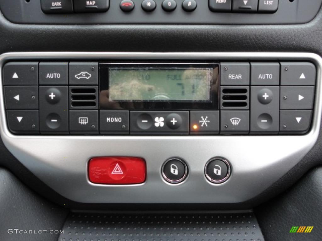 2011 Maserati GranTurismo S Automatic Controls Photo #38624950