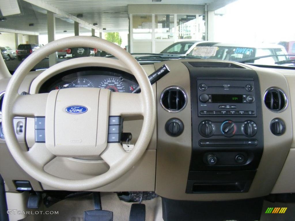 2007 Ford F150 XLT SuperCrew 4x4 Controls Photo #38624954