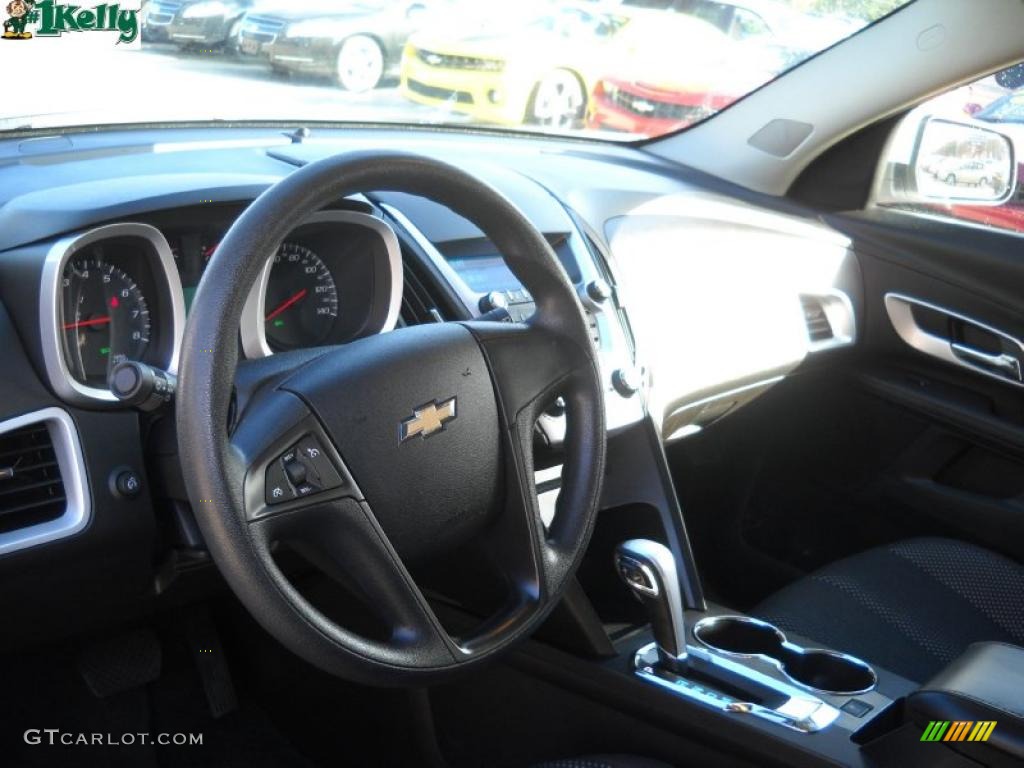 2010 Equinox LT AWD - Summit White / Jet Black/Light Titanium photo #8