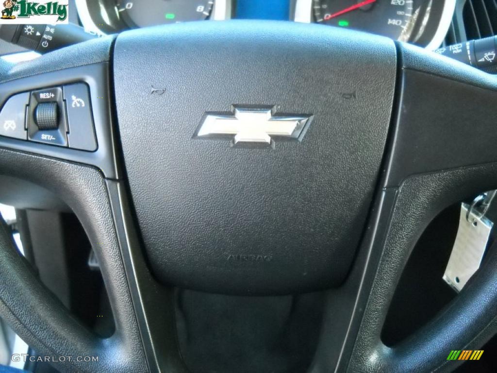 2010 Equinox LT AWD - Summit White / Jet Black/Light Titanium photo #19