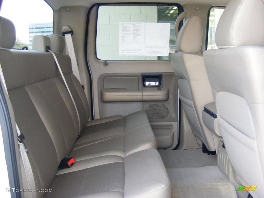 Tan Interior 2007 Ford F150 XLT SuperCrew 4x4 Photo #38625198