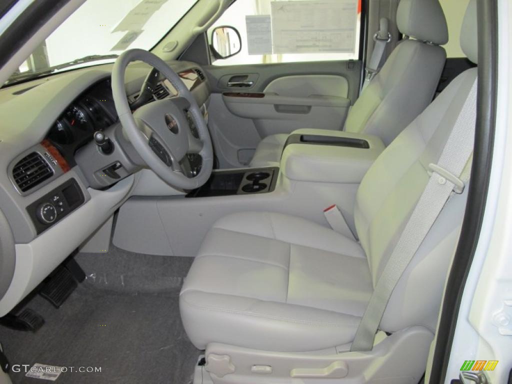 Light Titanium Interior 2011 GMC Yukon SLT Photo #38626346