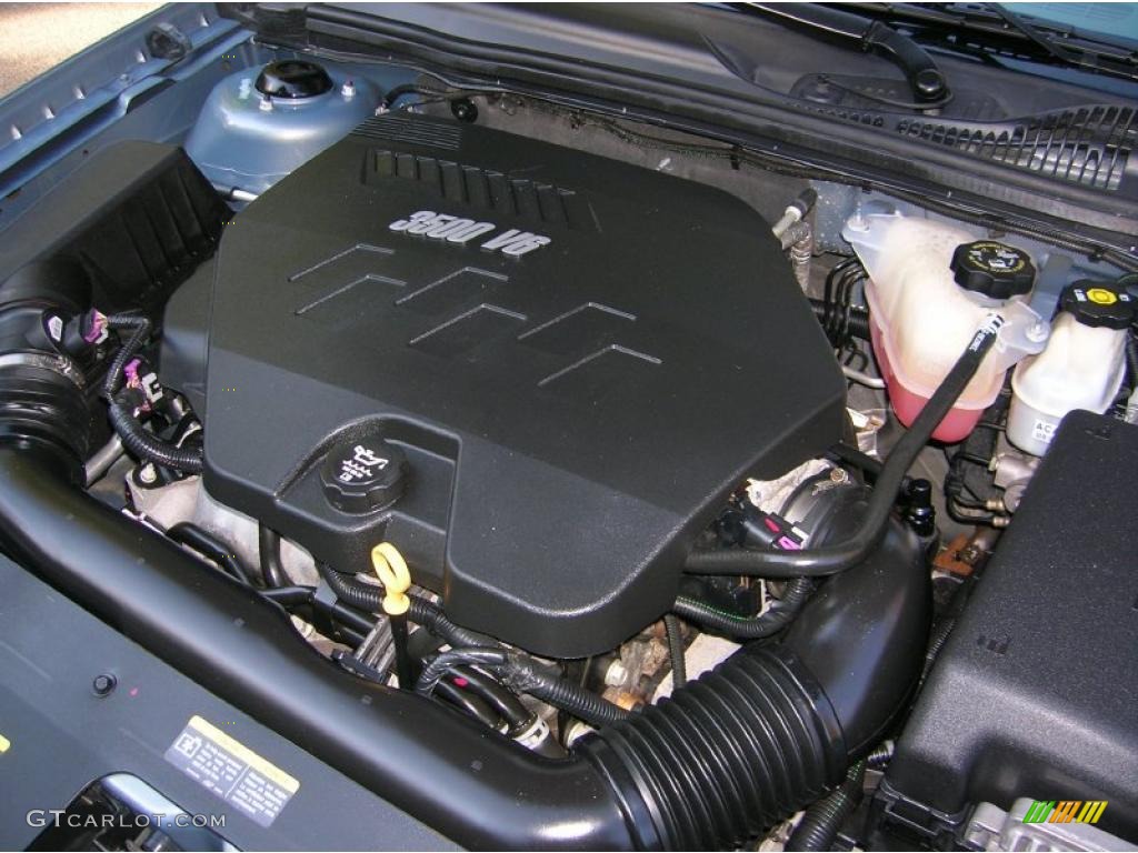 2008 Chevrolet Malibu Classic LT Sedan Engine Photos