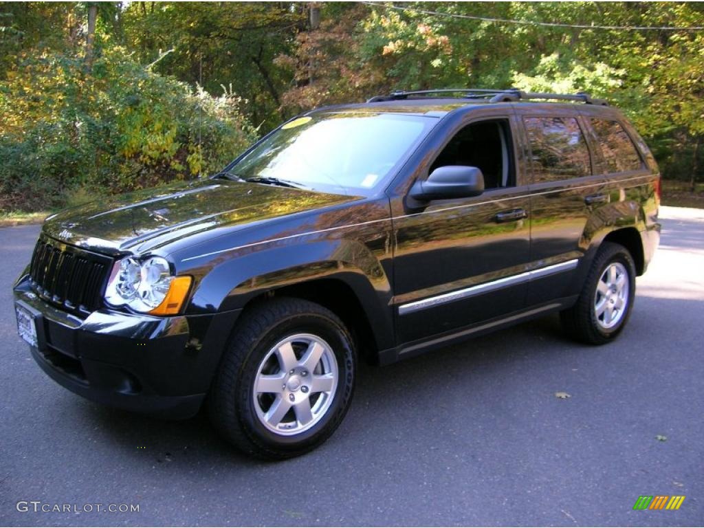Brilliant Black Crystal Pearl 2010 Jeep Grand Cherokee Laredo 4x4 Exterior Photo #38626425
