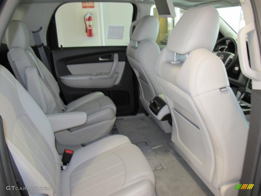 Light Titanium Interior 2011 GMC Acadia SLT Photo #38626734