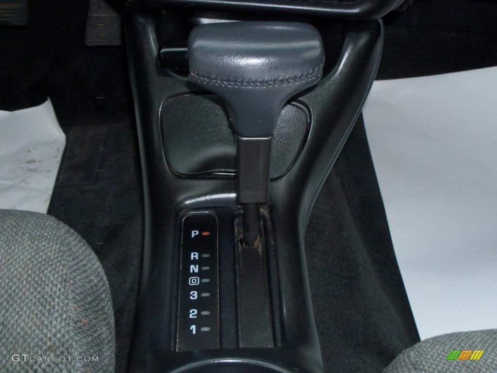1996 Oldsmobile Cutlass Supreme SL Sedan Transmission Photos