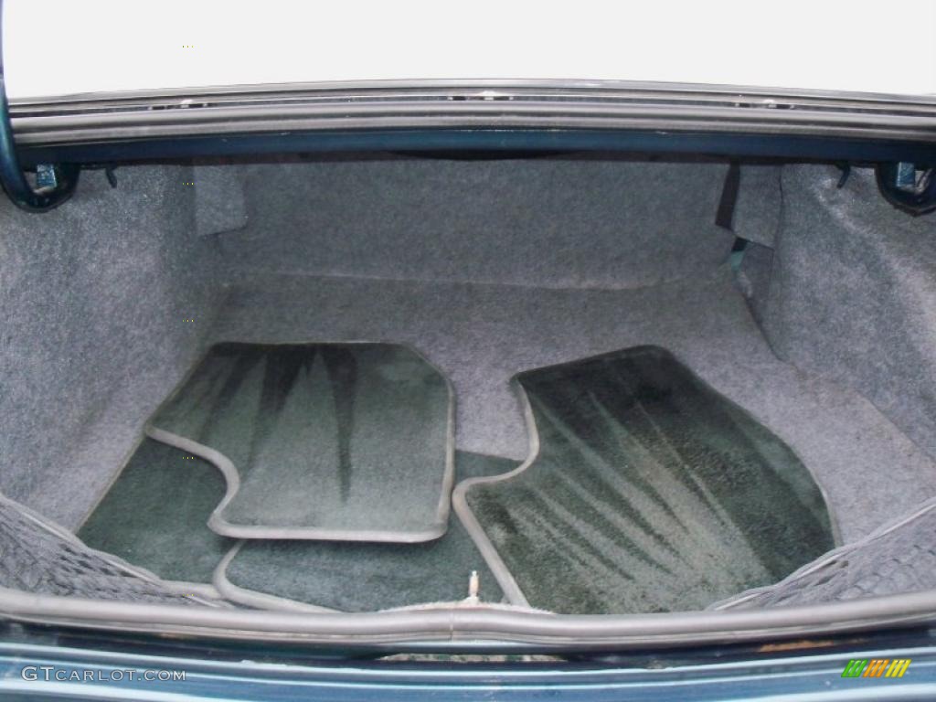 1996 Oldsmobile Cutlass Supreme SL Sedan Trunk Photo #38628406