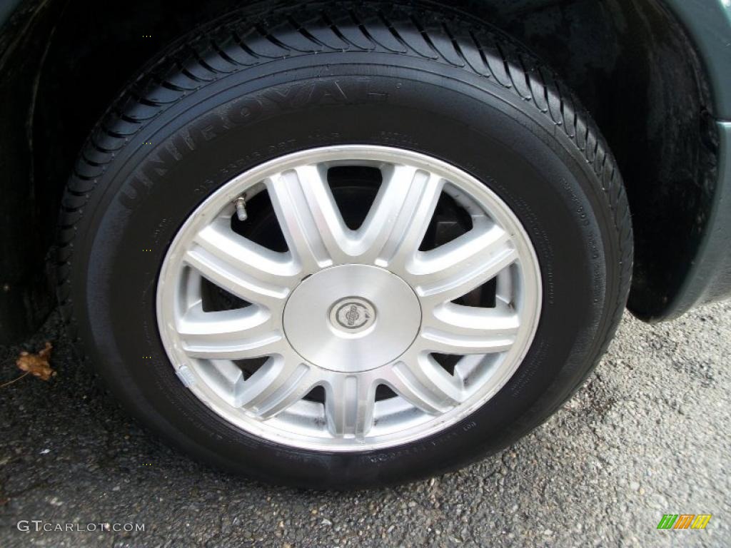 2006 Chrysler Town & Country Touring Wheel Photo #38630518