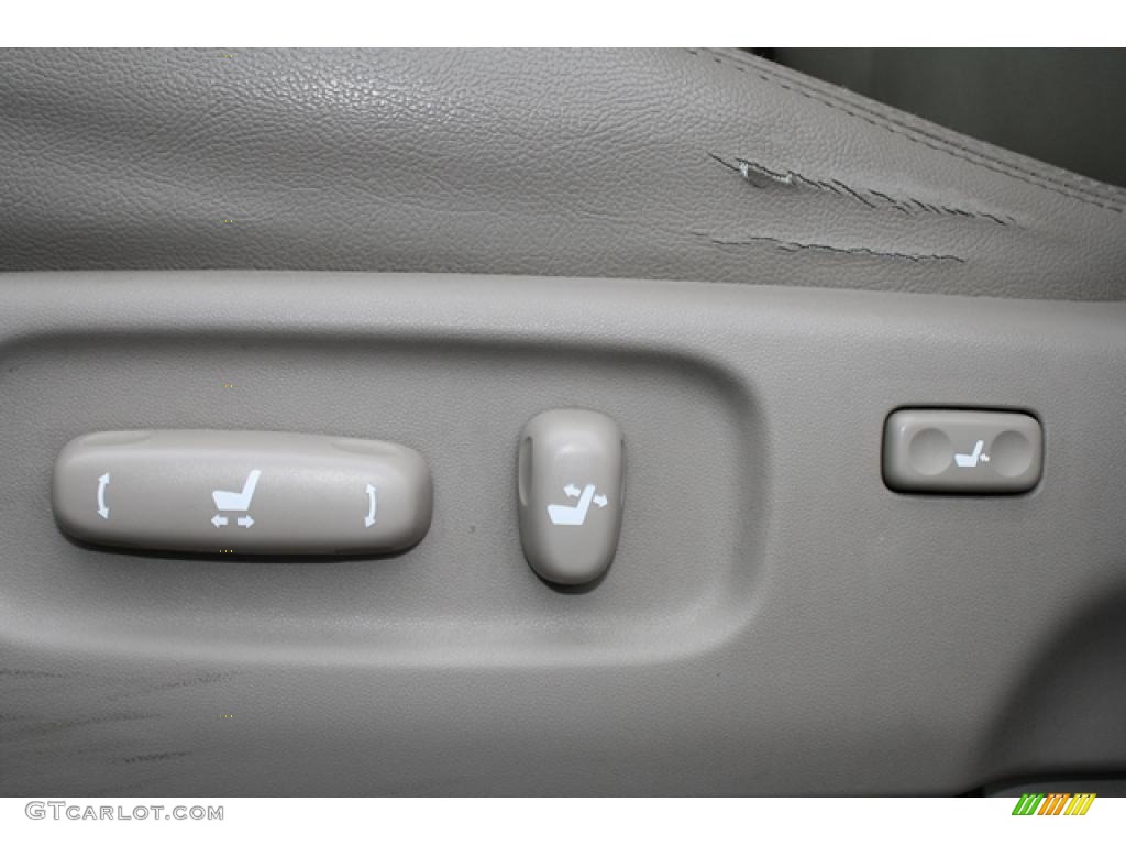 2006 Tundra Limited Double Cab 4x4 - Phantom Gray Pearl / Light Charcoal photo #26