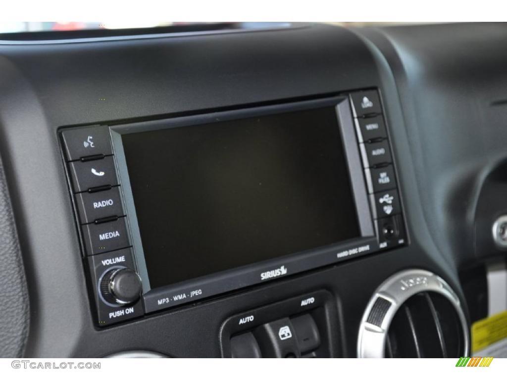 2011 Jeep Wrangler Unlimited Sahara 4x4 Navigation Photo #38631930