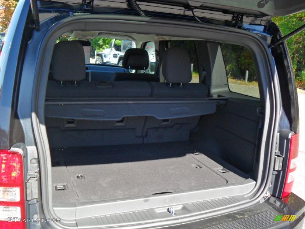 2011 Jeep Liberty Sport 4x4 Trunk Photo #38632370