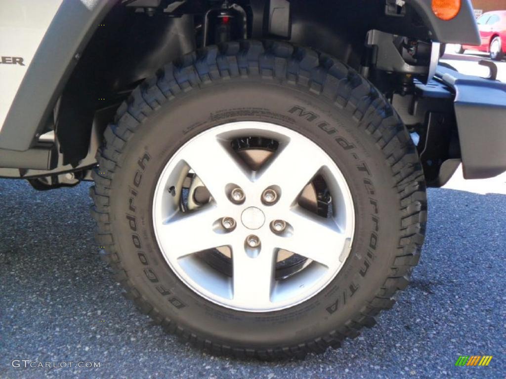 2011 Jeep Wrangler Rubicon 4x4 Wheel Photo #38632850